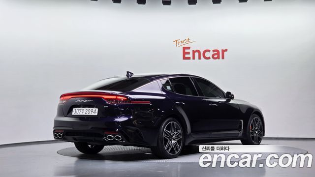 Kia Stinger 2023 — photo 2