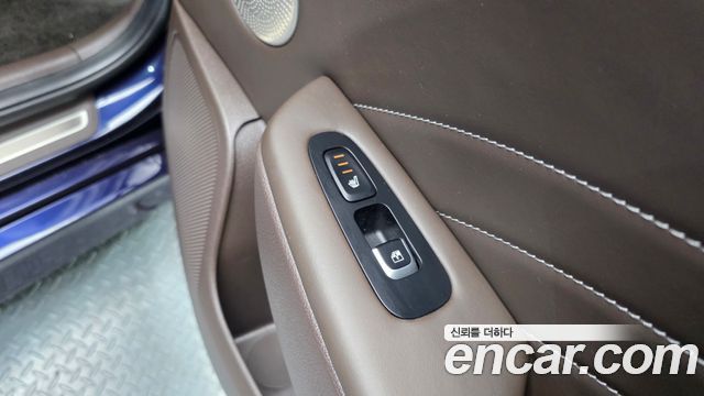 Kia Stinger 2023 — photo 25