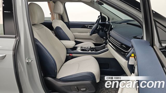 Kia Canival 2025 — photo 17