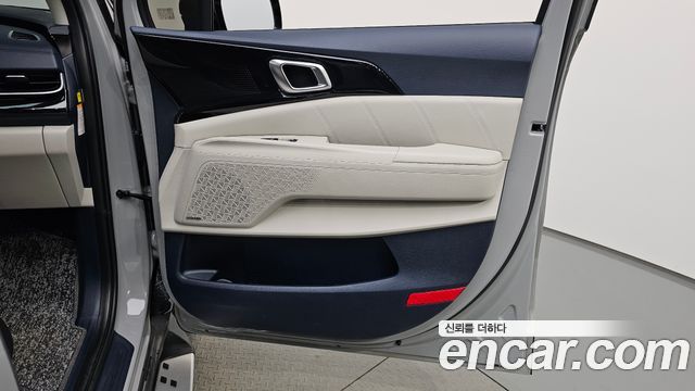 Kia Canival 2025 — photo 15