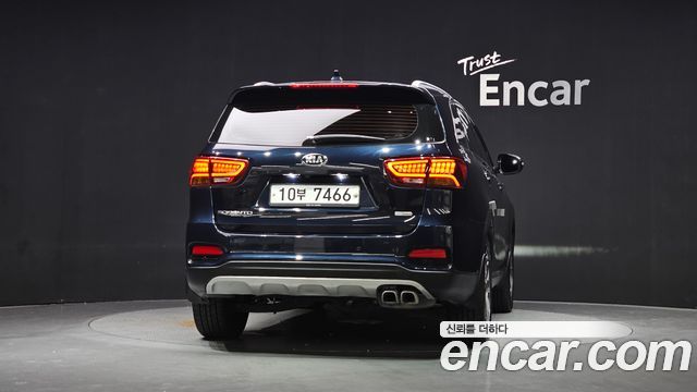 Kia Sorento 2018 — photo 4