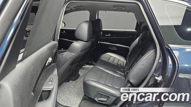 Kia Sorento 2018 — photo 18