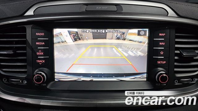 Kia Sorento 2018 — photo 21