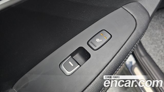 Kia Sorento 2018 — photo 31
