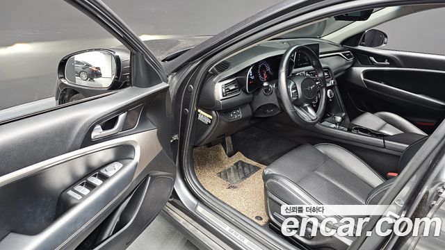 Genesis G70 2018 — photo 12