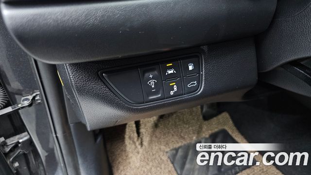 Genesis G70 2018 — photo 18