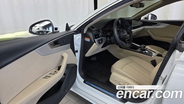 Audi A5 2021 — photo 13
