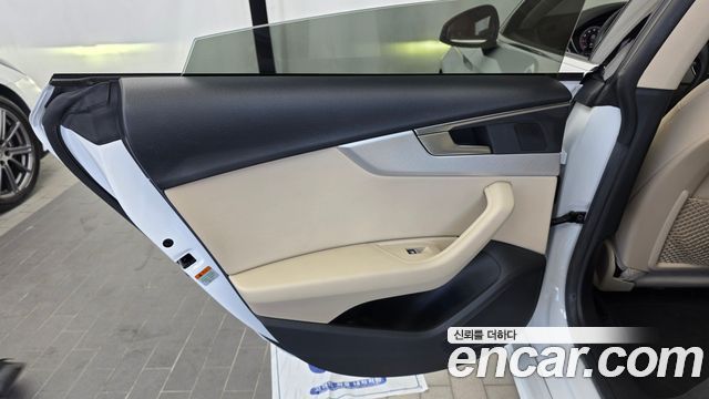 Audi A5 2021 — photo 15