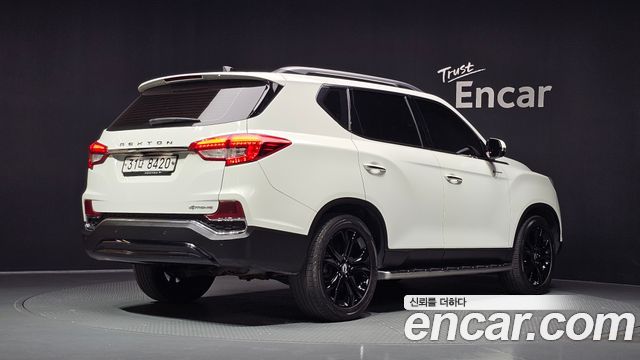 KG Mobility Rexton 2018 — photo 2