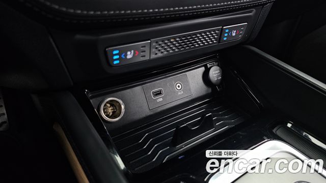 KG Mobility Rexton 2018 — photo 24