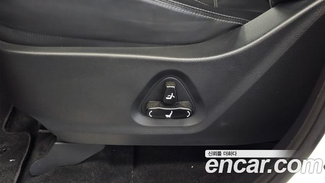 KG Mobility Rexton 2018 — photo 16