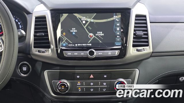 KG Mobility Rexton 2019 — photo 25