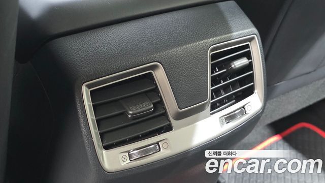 KG Mobility Rexton 2019 — photo 29