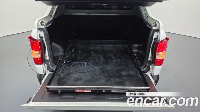 KG Mobility Rexton 2019 — photo 31