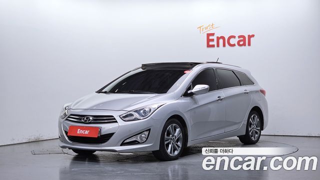 Hyundai i40 2013 — photo 1