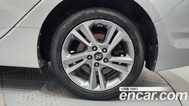 Hyundai i40 2013 — photo 5