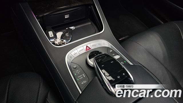 Mercedes-Benz S-Class 2015 — photo 17