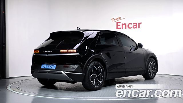 Hyundai Ioniq5 2022 — photo 2