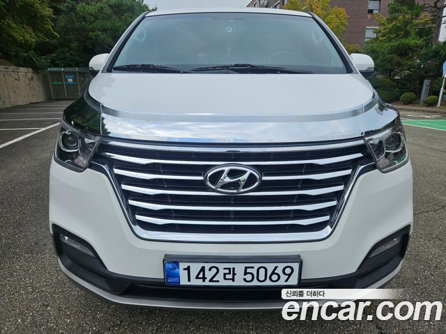 Hyundai Starex 2020 — photo 2