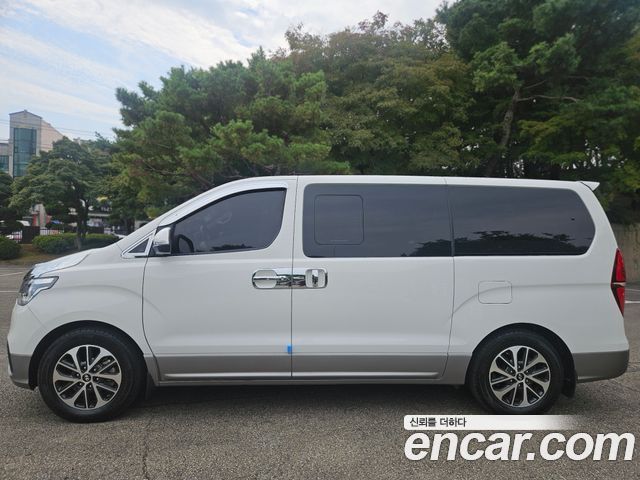 Hyundai Starex 2020 — photo 14