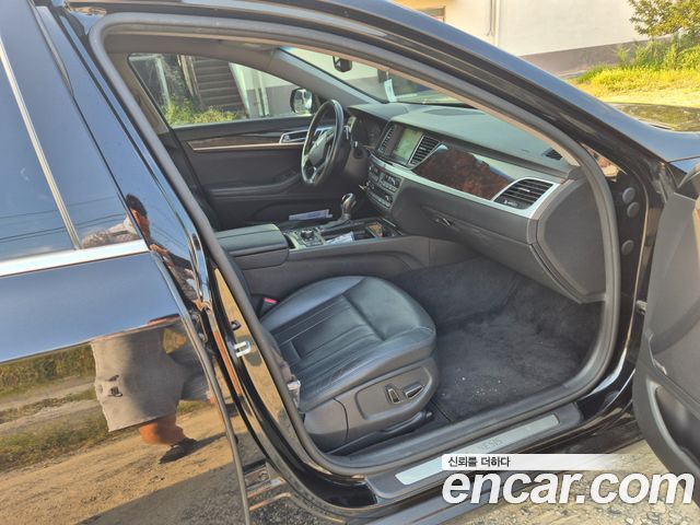 Hyundai Genesis 2016 — photo 15