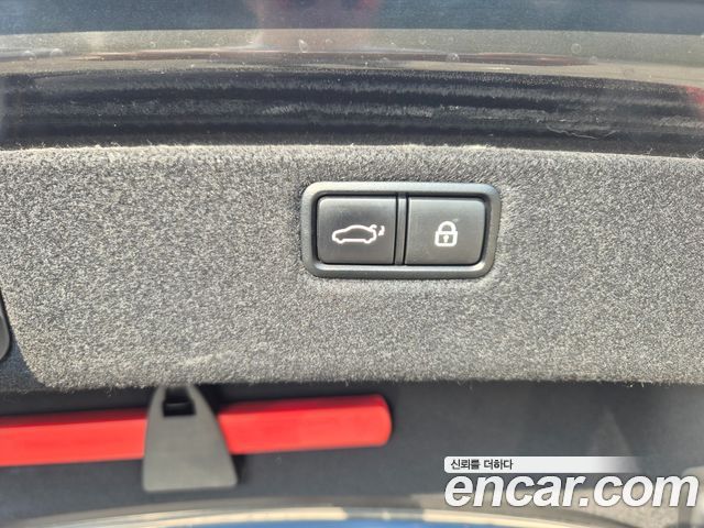 Hyundai Genesis 2016 — photo 19