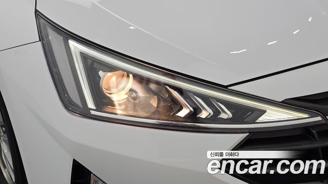 Hyundai AVANTE 2019 — photo 8