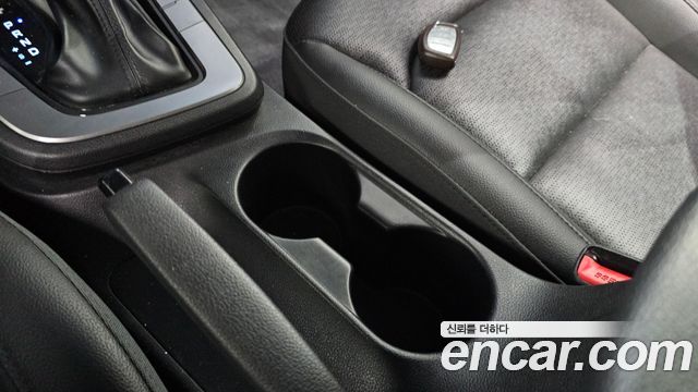 Hyundai AVANTE 2019 — photo 27
