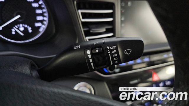 Hyundai AVANTE 2019 — photo 29
