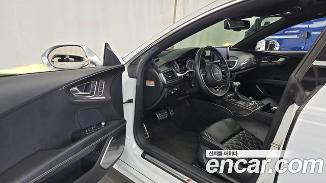 Audi S7 2014 — photo 10