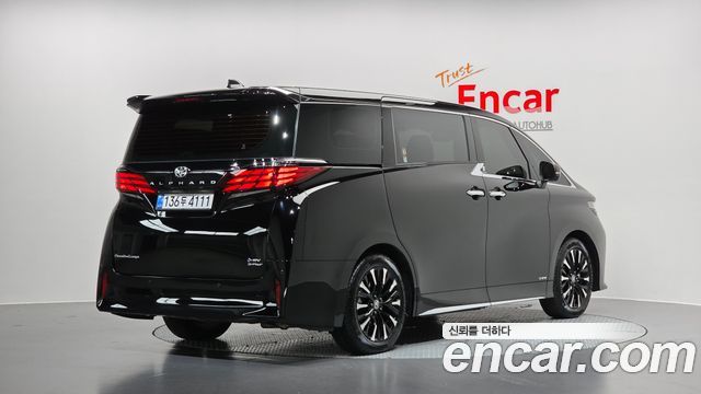 Toyota Alphard 2025 — photo 2