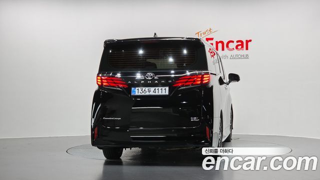 Toyota Alphard 2025 — photo 4