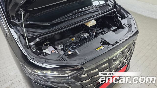 Toyota Alphard 2025 — photo 6