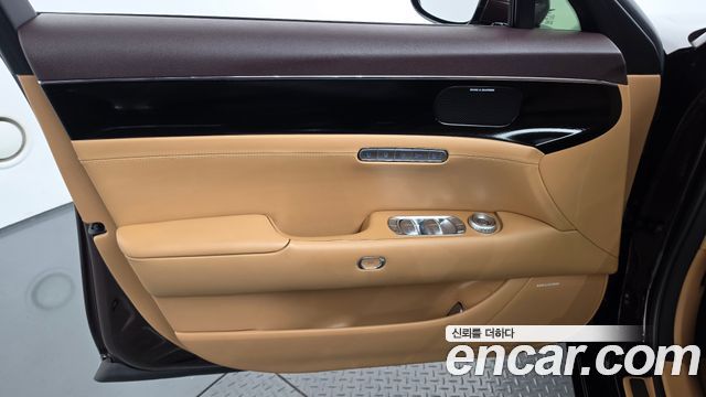 Genesis G90 2022 — photo 14