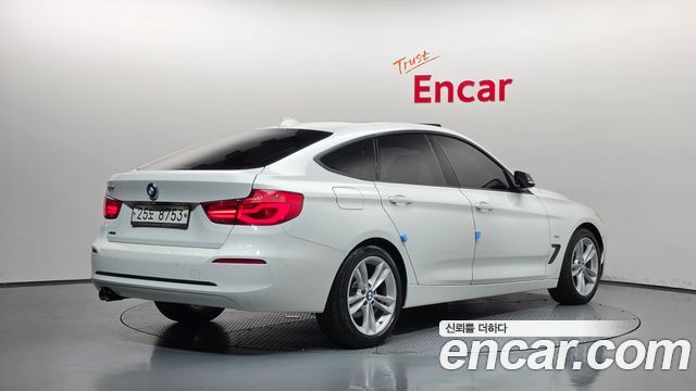 BMW Gran Turismo 2018 — photo 2