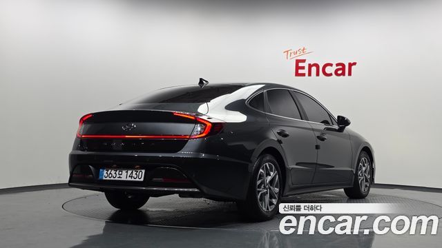 Hyundai Sonata 2022 — photo 2