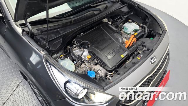 Kia Niro 2017 — photo 6