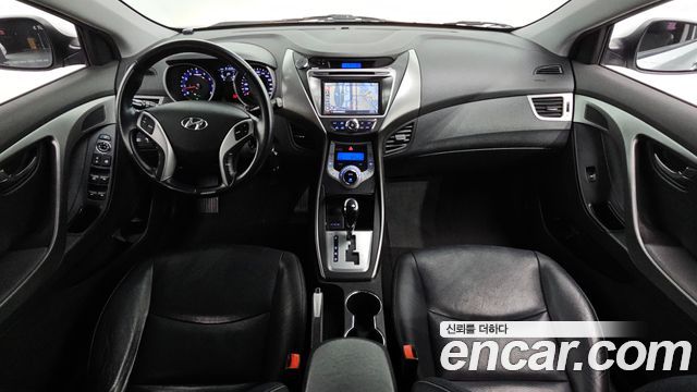 Hyundai AVANTE 2012 — photo 7