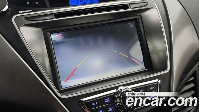 Hyundai AVANTE 2012 — photo 17