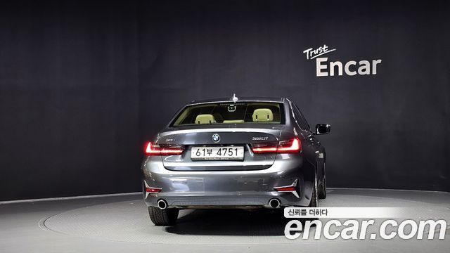 BMW 3-Series 2019 — photo 4