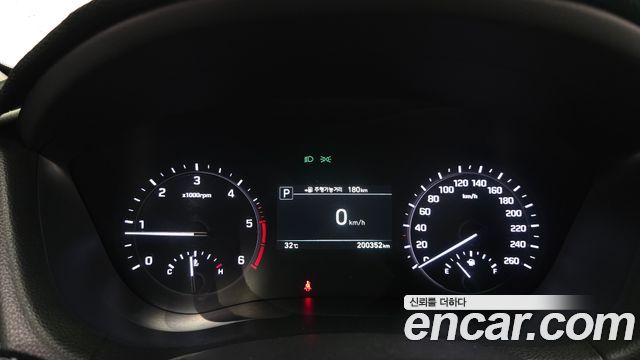 Genesis G80 2018 — photo 8