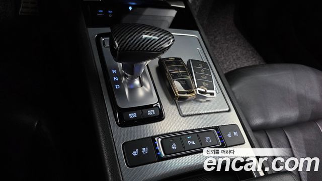 Genesis G80 2018 — photo 9
