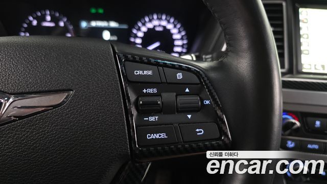 Genesis G80 2018 — photo 18