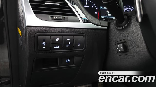 Genesis G80 2018 — photo 19