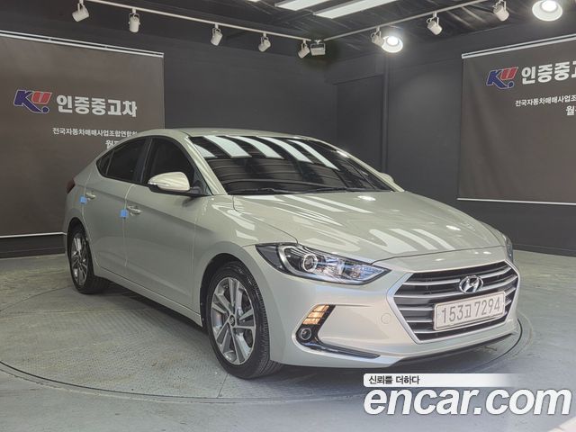 Hyundai AVANTE 2018 — photo 2