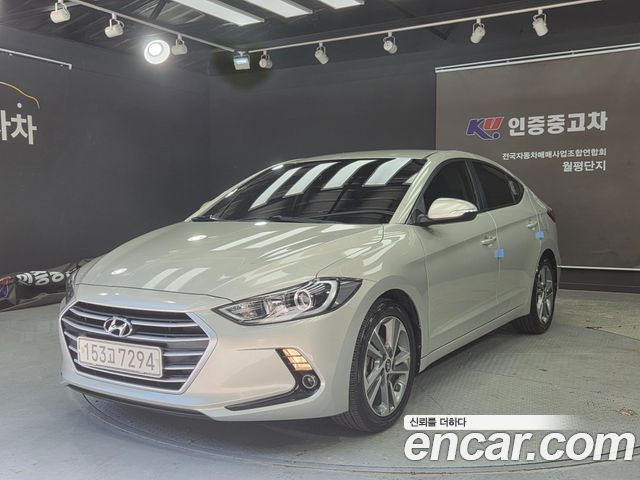 Hyundai AVANTE 2018 — photo 3