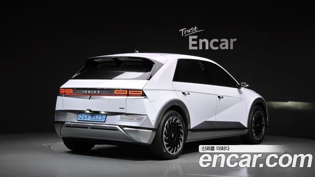 Hyundai Ioniq5 2022 — photo 2