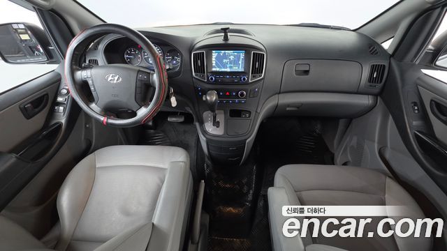 Hyundai Starex 2019 — photo 10