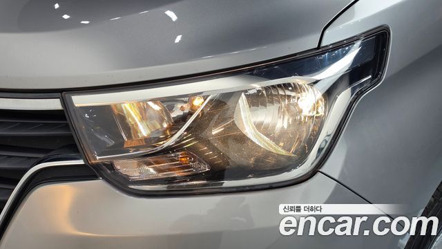Hyundai Starex 2019 — photo 8
