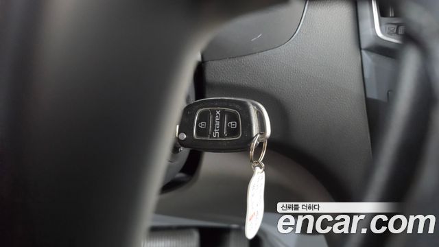 Hyundai Starex 2019 — photo 28